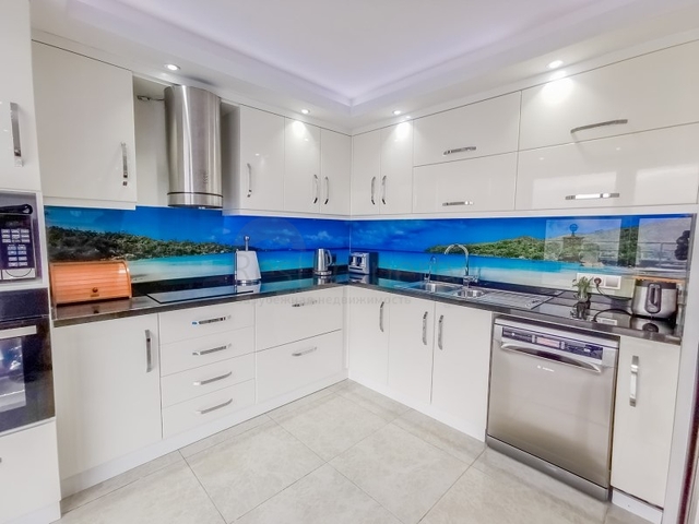 Меблированная вилла планировки 4+1