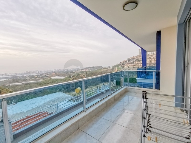 Меблированная вилла планировки 4+1