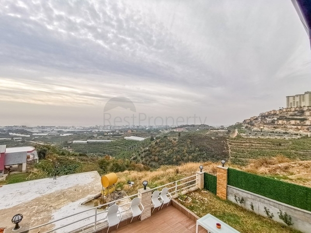 Меблированная вилла планировки 4+1