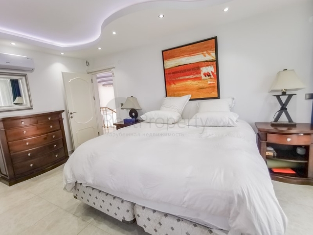 Меблированная вилла планировки 4+1