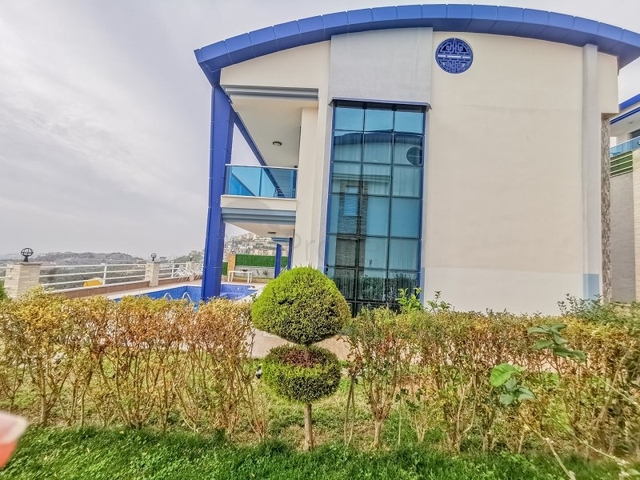 Меблированная вилла планировки 4+1