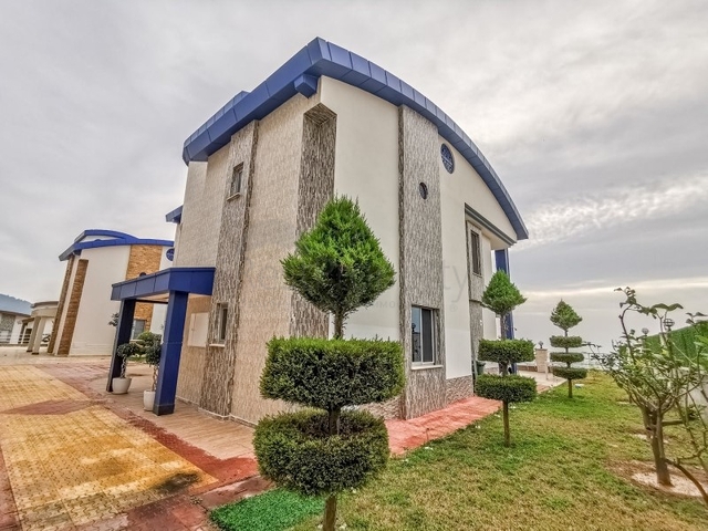 Меблированная вилла планировки 4+1