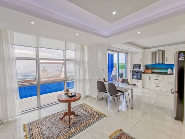 Меблированная вилла планировки 4+1