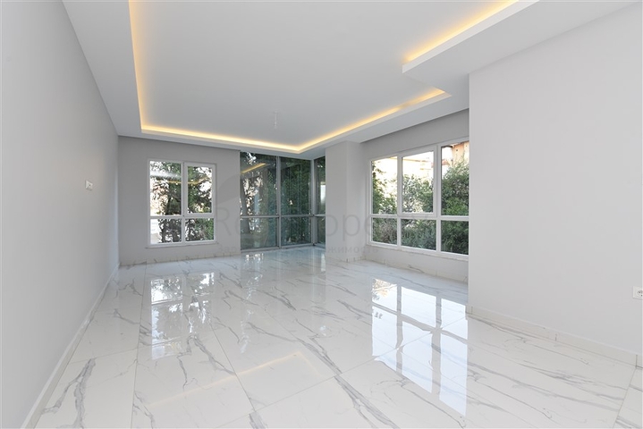 Трехкомнатная квартира в центре Алании