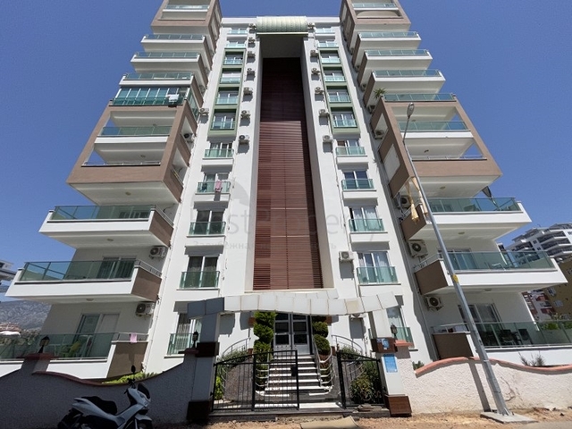 Меблированная квартира планировки 1+1