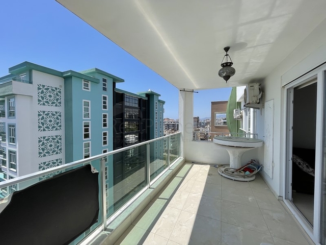 Меблированная квартира планировки 1+1