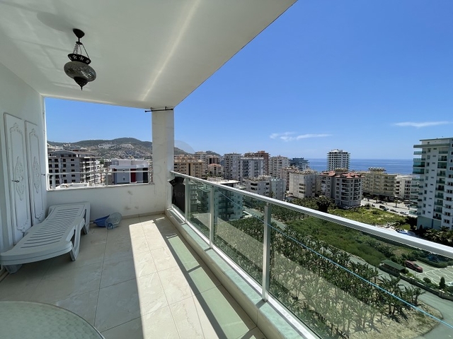 Меблированная квартира планировки 1+1