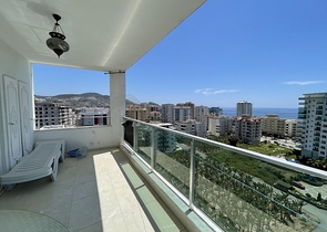 Меблированная квартира планировки 1+1