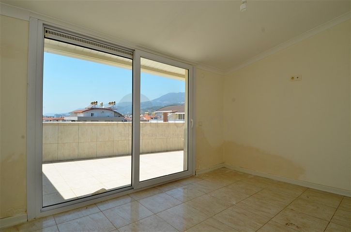 Пентхаус планировки 3+1 в районе Оба