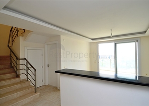 Пентхаус планировки 3+1 в районе Оба