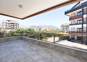 Двухкомнатная квартира с мебелью