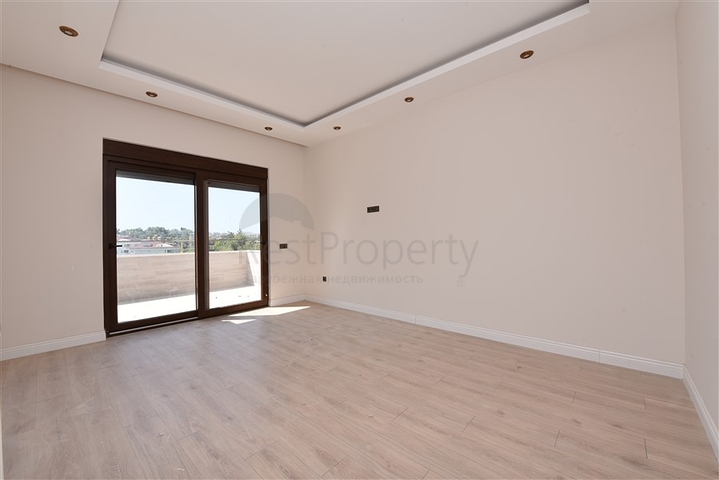 Пентхаус планировки 5+1 в районе Оба