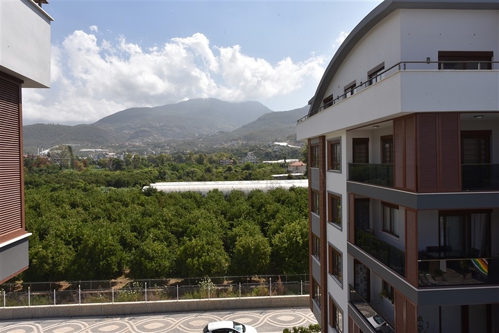 Пентхаус планировки 5+1 в районе Оба