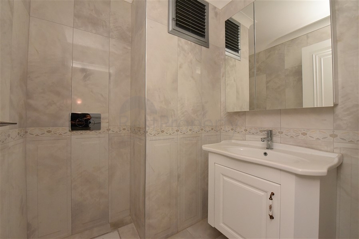 Пентхаус планировки 5+1 в районе Оба