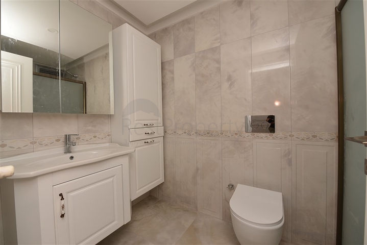 Пентхаус планировки 5+1 в районе Оба