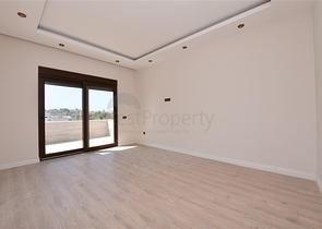 Пентхаус планировки 5+1 в районе Оба