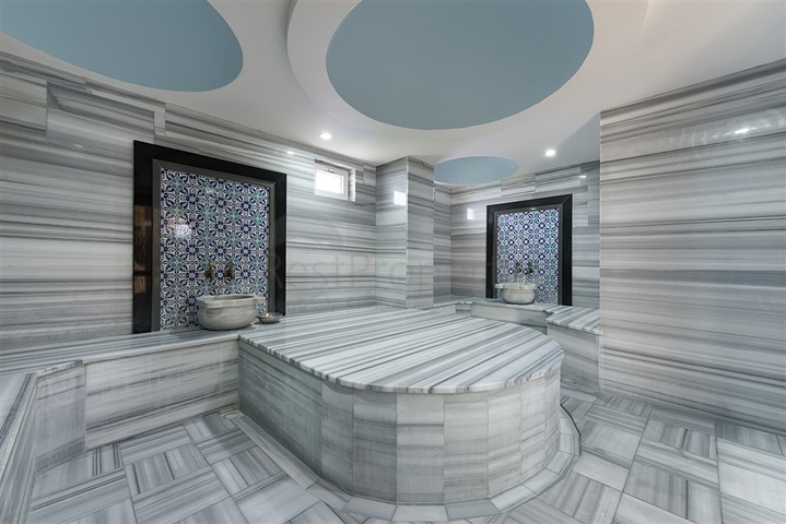 Пятикомнатный пентхаус с видом на море