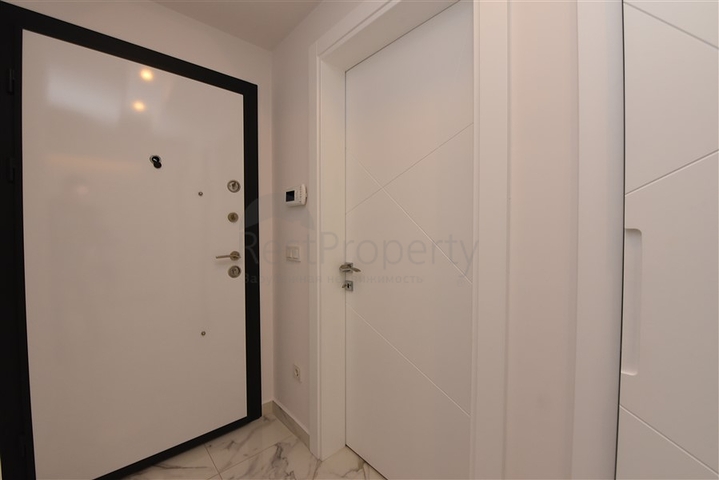 Трехкомнатная квартира на аренду 