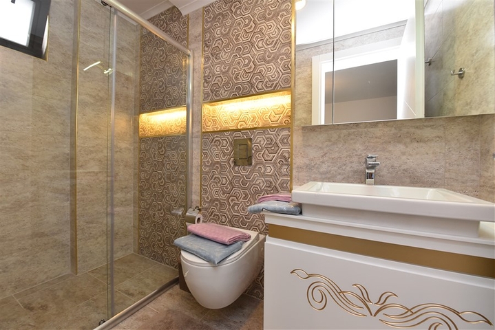 Трехкомнатная квартира на аренду 