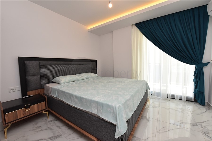 Трехкомнатная квартира на аренду 