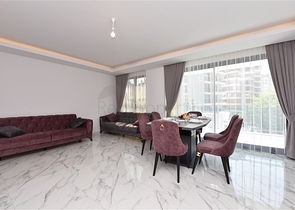 Трехкомнатная квартира на аренду 