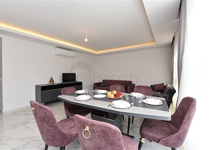 Трехкомнатная квартира на аренду 