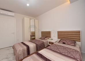 Трехкомнатная квартира на аренду 