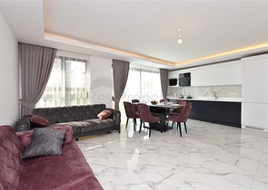 Трехкомнатная квартира на аренду 