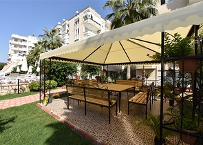 Меблированный пентхаус с видом на море  