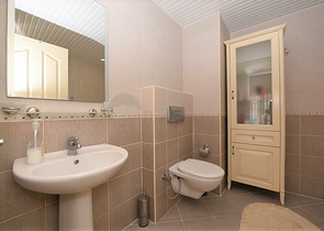 Меблированный пентхаус с видом на море  