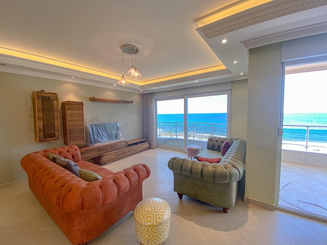 Большой пентхаус с видом на море