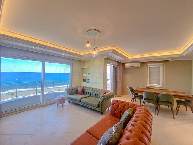 Большой пентхаус с видом на море