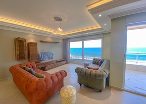 Большой пентхаус с видом на море