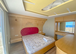 Большой пентхаус с видом на море