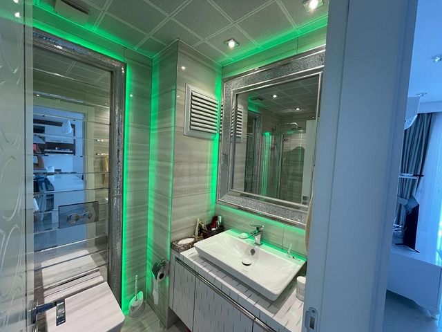 Меблированная квартира планировки 1+1 в ЖК района Махмутлар