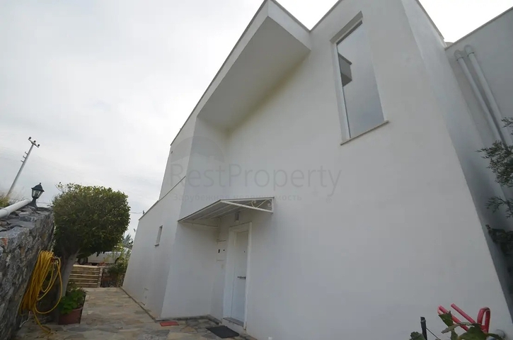 Меблированная вилла планировки 2+1