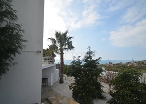 Меблированная вилла планировки 2+1