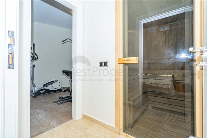 Двухэтажная вилла планировки 4+1