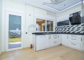 Двухэтажная вилла планировки 4+1