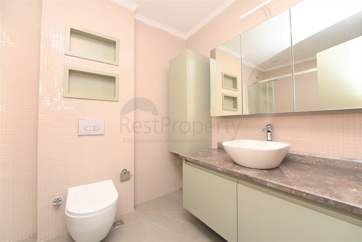 Пентхаус планировки 3+1 с видом на море