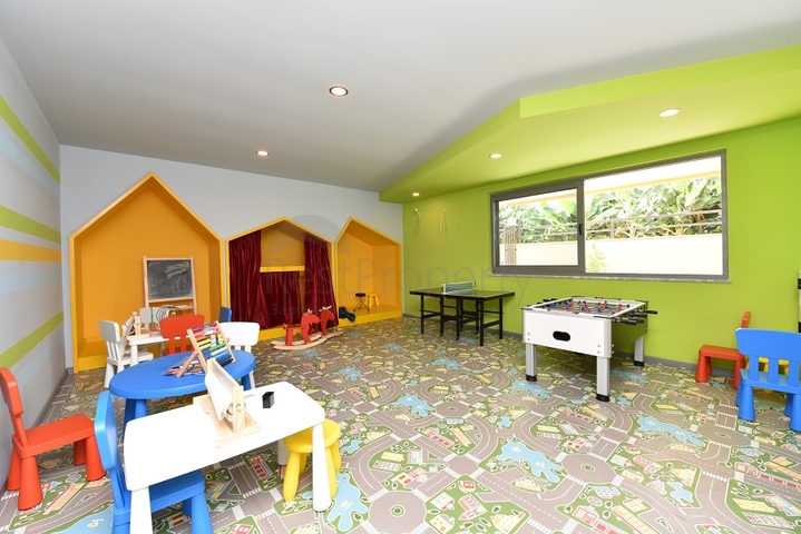 Пентхаус планировки 3+1 с видом на море