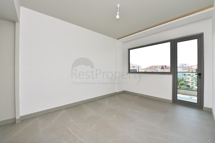 Пентхаус планировки 3+1 с видом на море