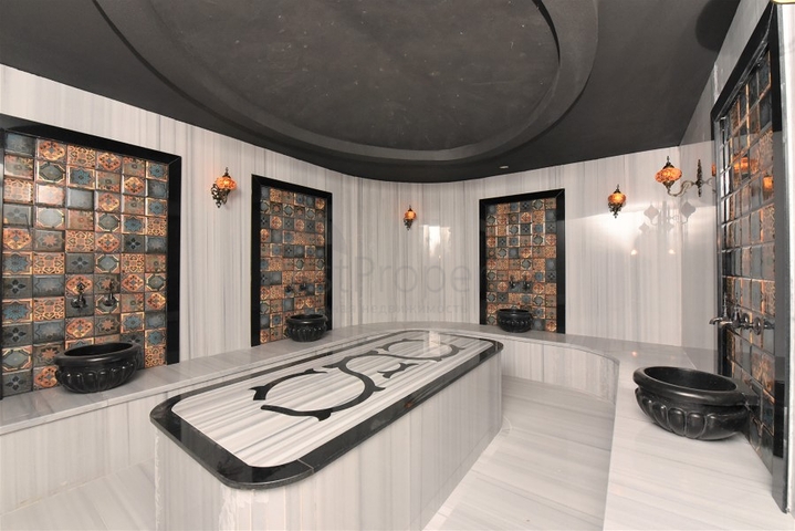 Пентхаус планировки 3+1 с видом на море