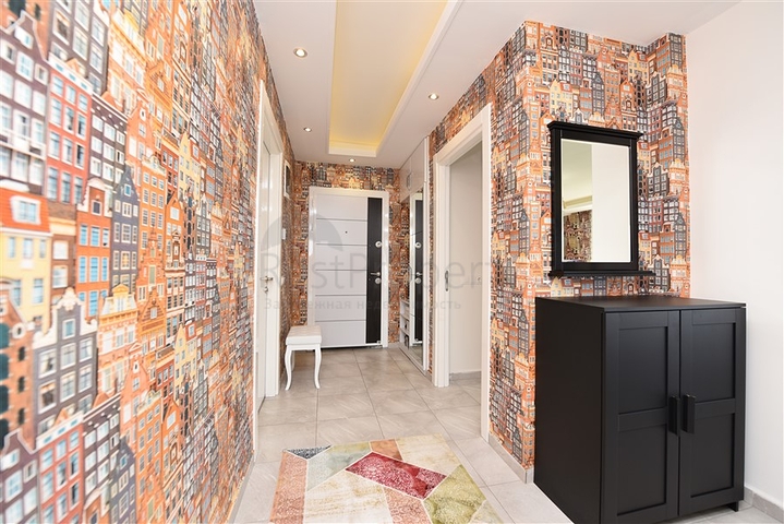 Трехкомнатная квартира с видом на море