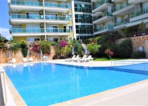 Трехкомнатная квартира с видом на море