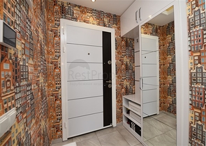 Трехкомнатная квартира с видом на море