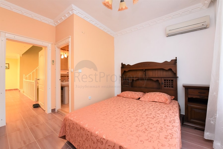 Меблированная вилла в шаговой доступности от моря