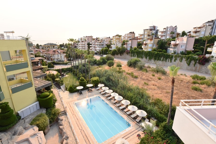 Меблированная вилла в шаговой доступности от моря