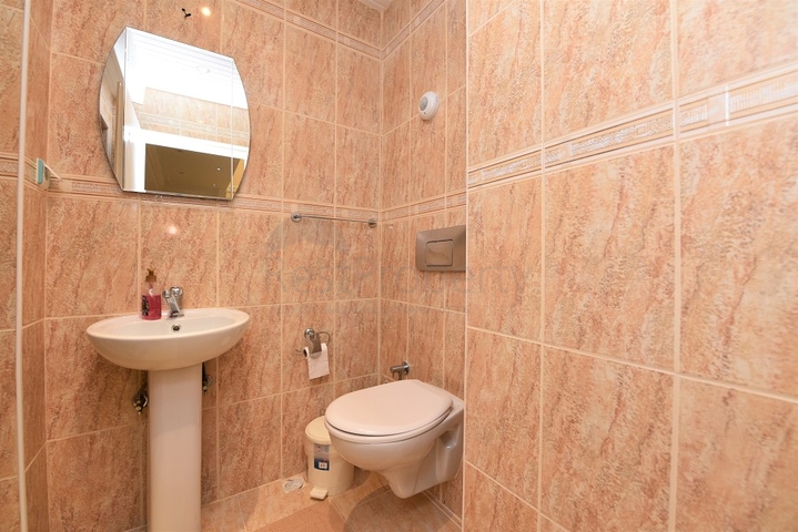 Меблированная вилла в шаговой доступности от моря