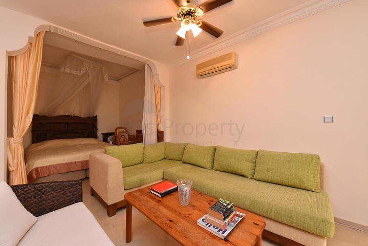 Меблированная вилла в шаговой доступности от моря